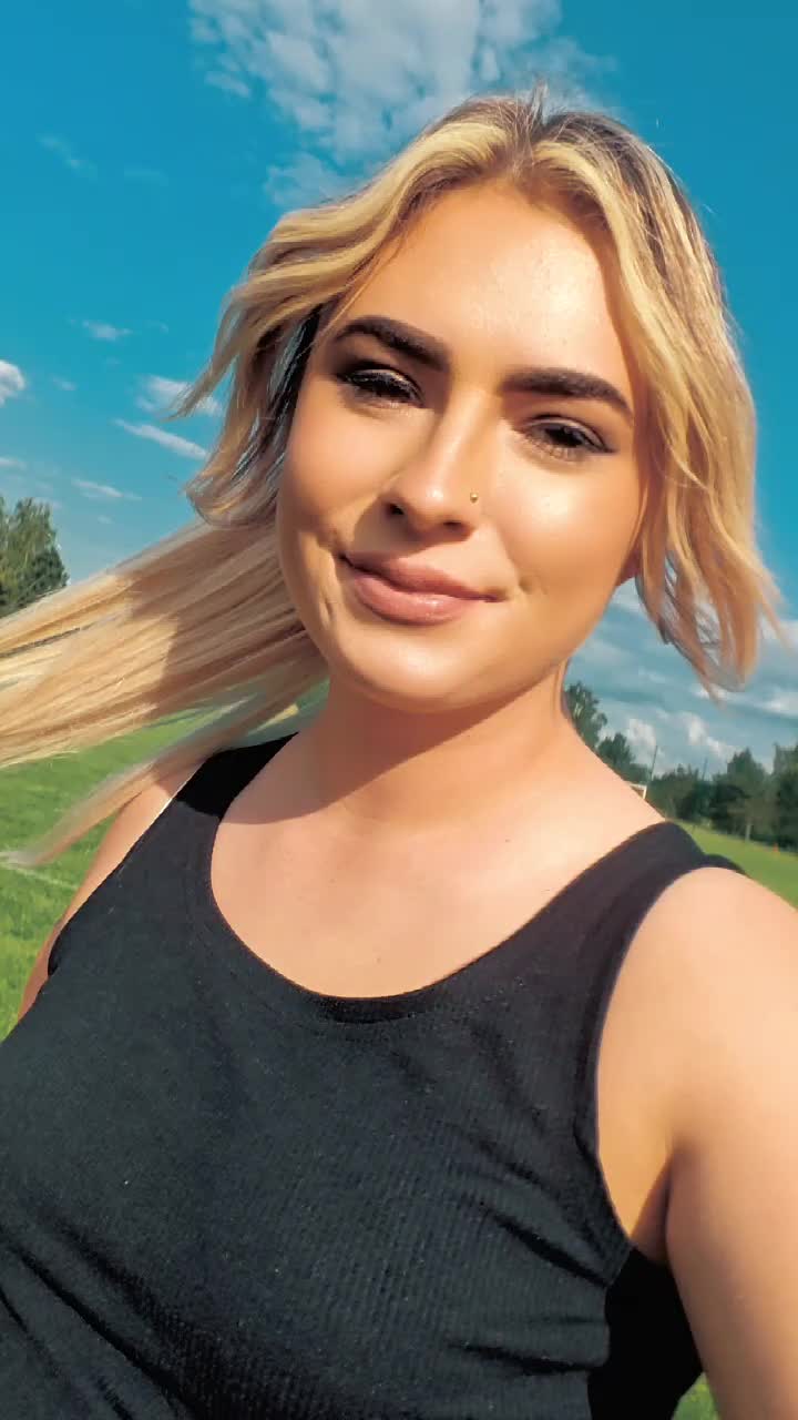 @Blondixx00🦋🔥