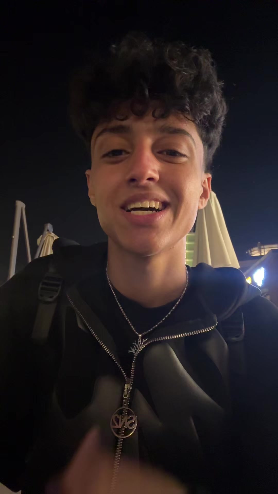 @𝟗𝟗