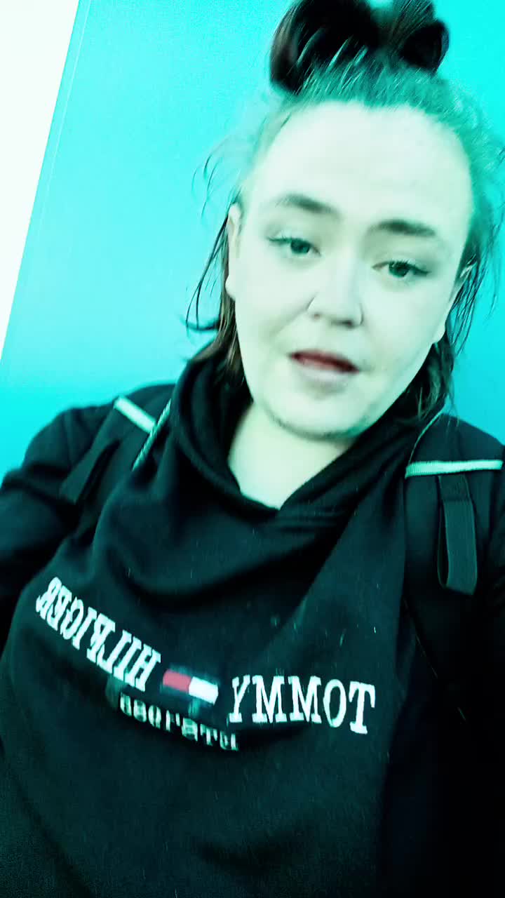 @AlphaQueen96