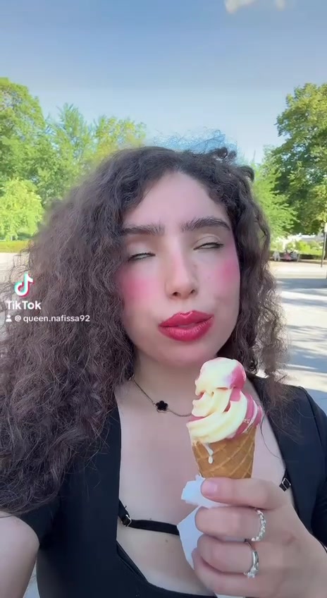 @QUEEN Nafissa