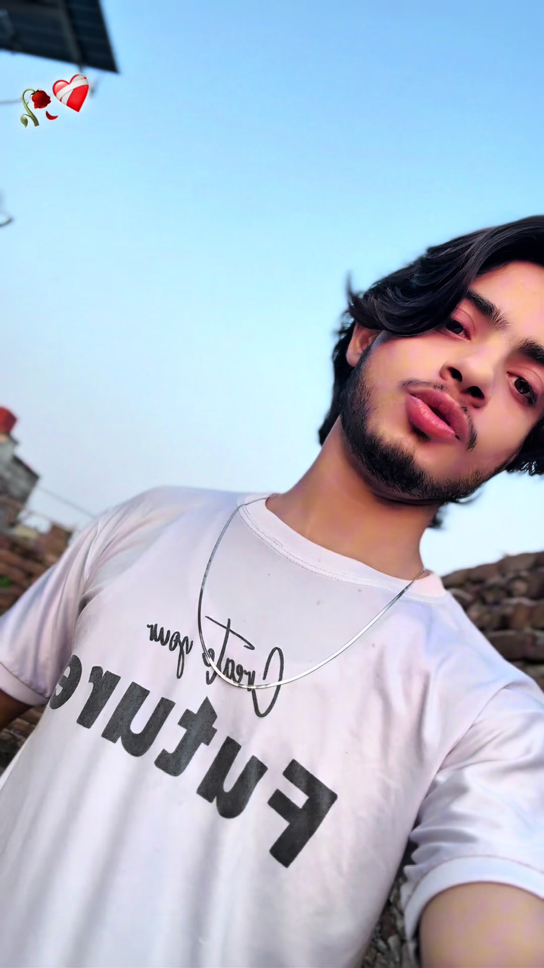@𝑖𝑡''𝑠 𝑚𝑒 𝑓𝑎𝑘𝑒..🦅