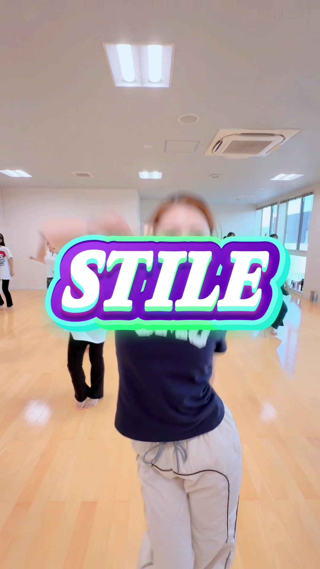 @Lips Dance School