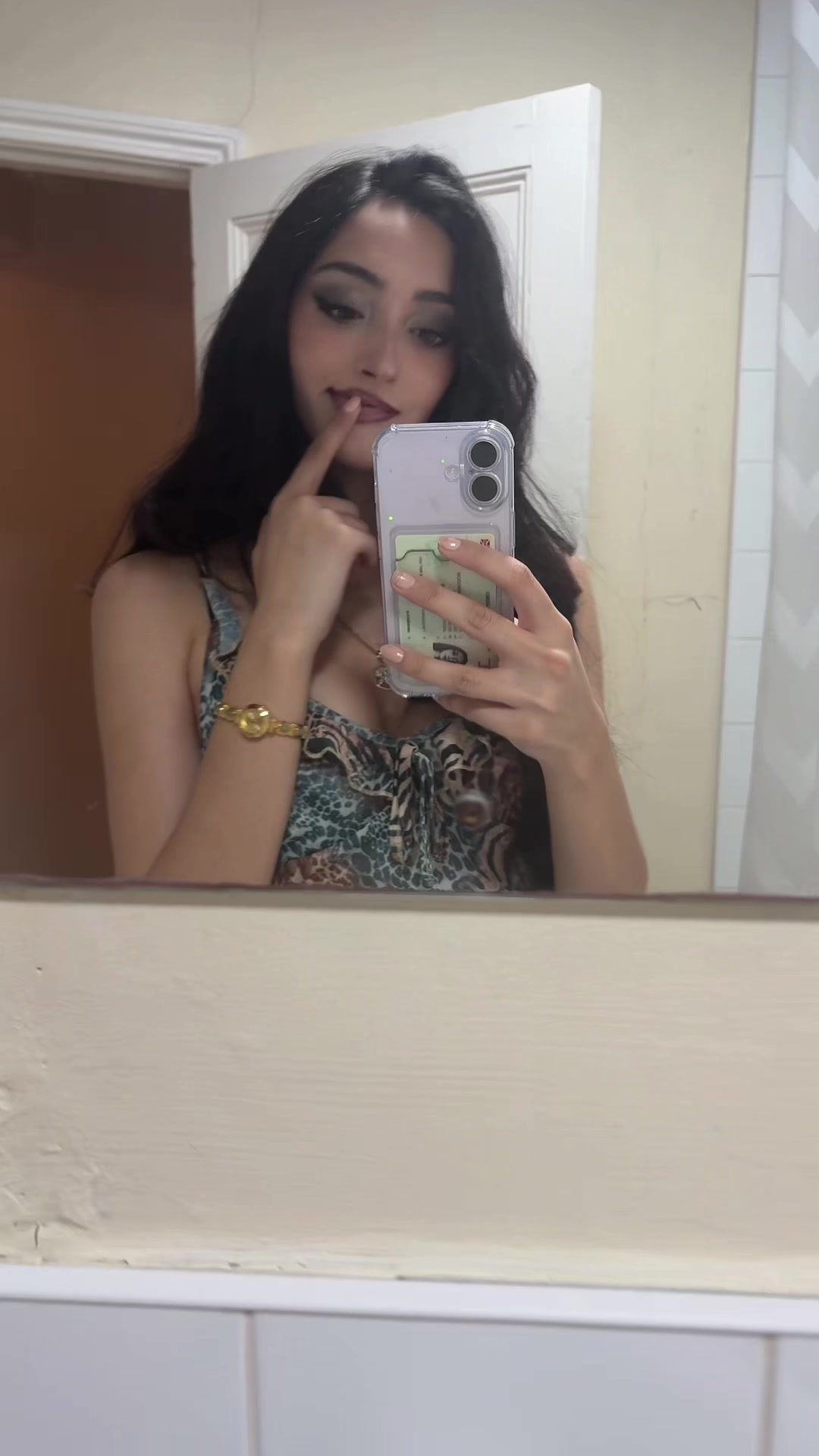 @Priyasi