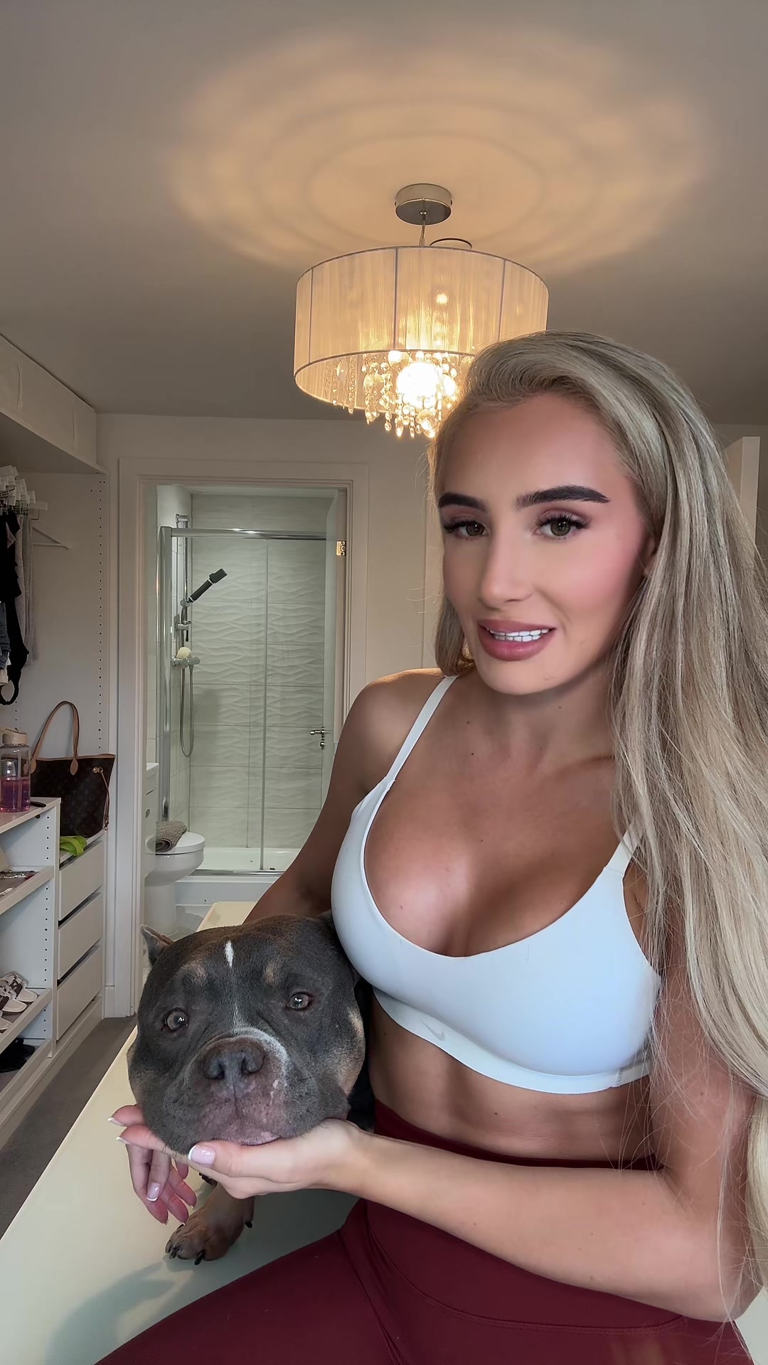 @HollyDemicol