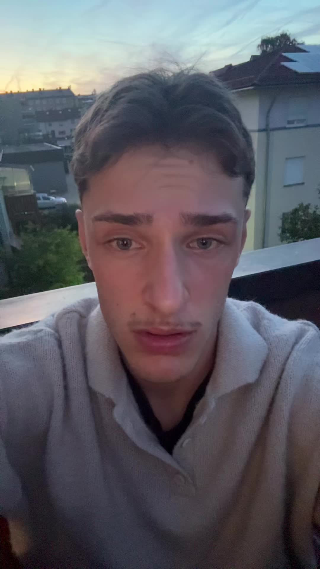 @simon