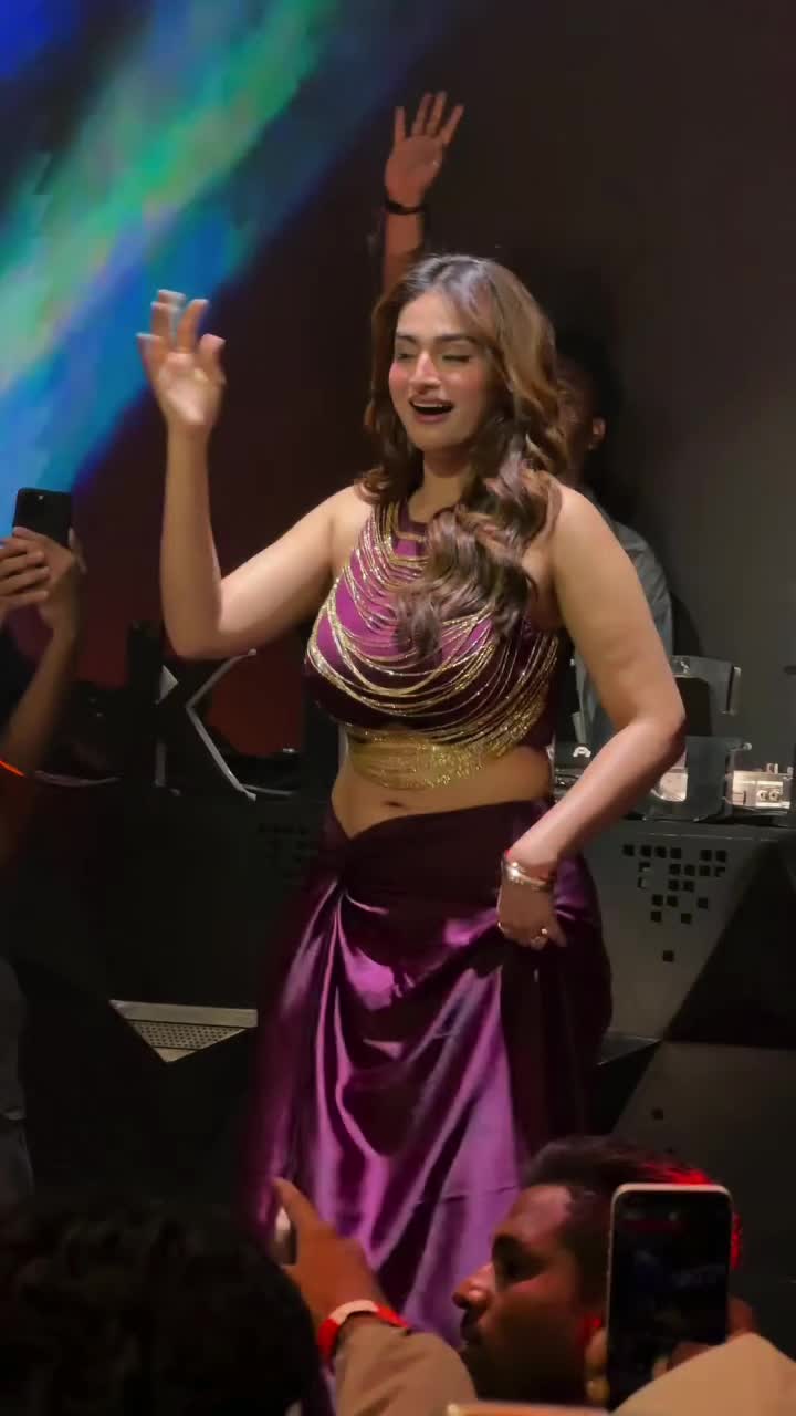 @Ayesha khan