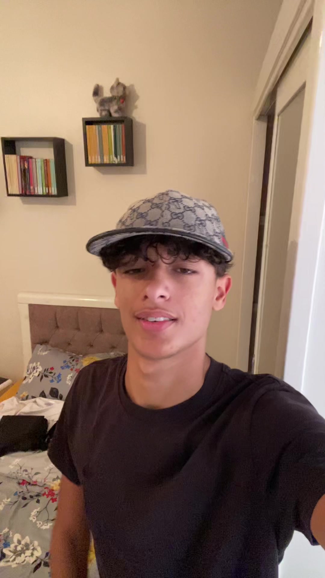 @علي