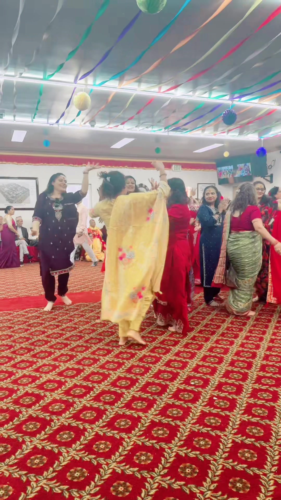 @Resham Chaudhary 🇳🇵🇺🇸 ✌️