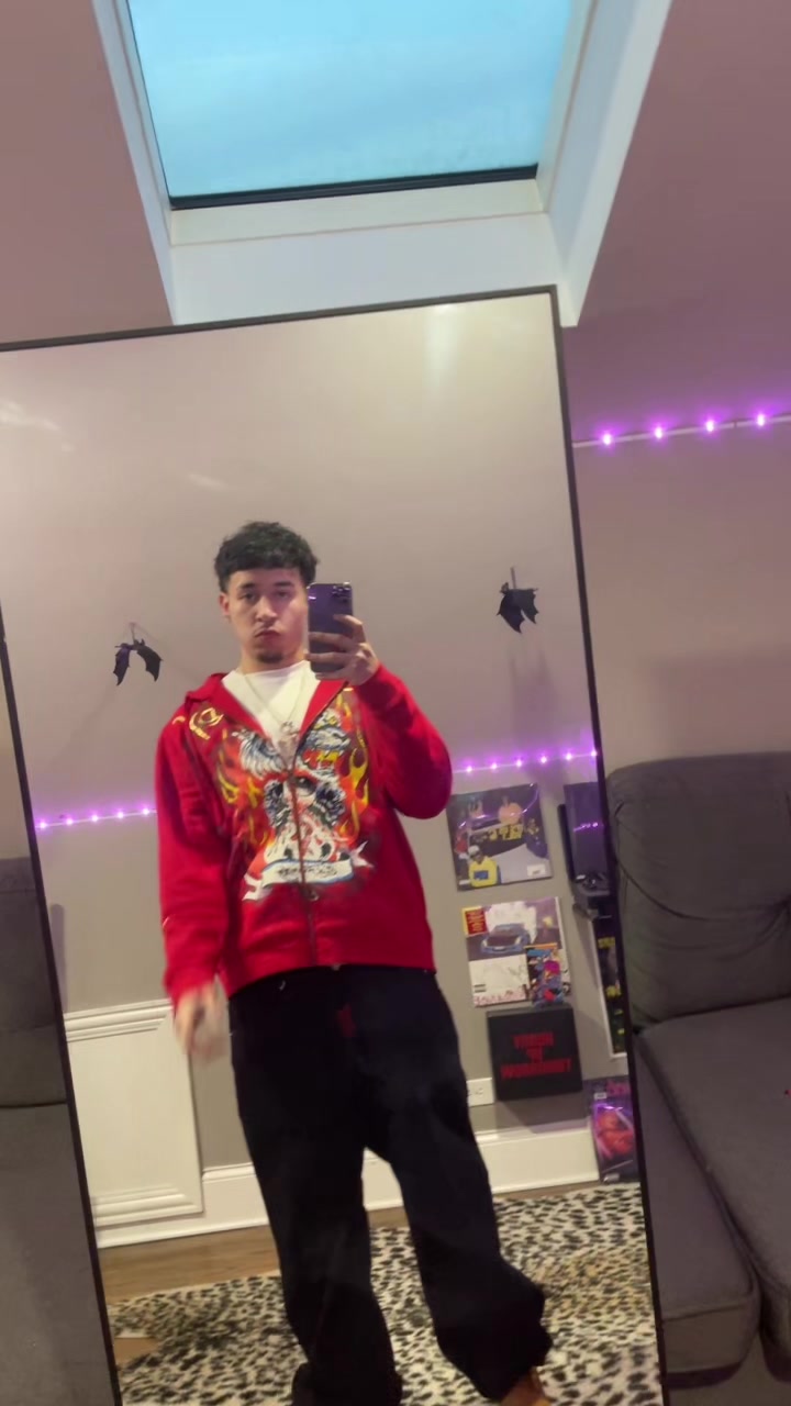 @Damien 🩸