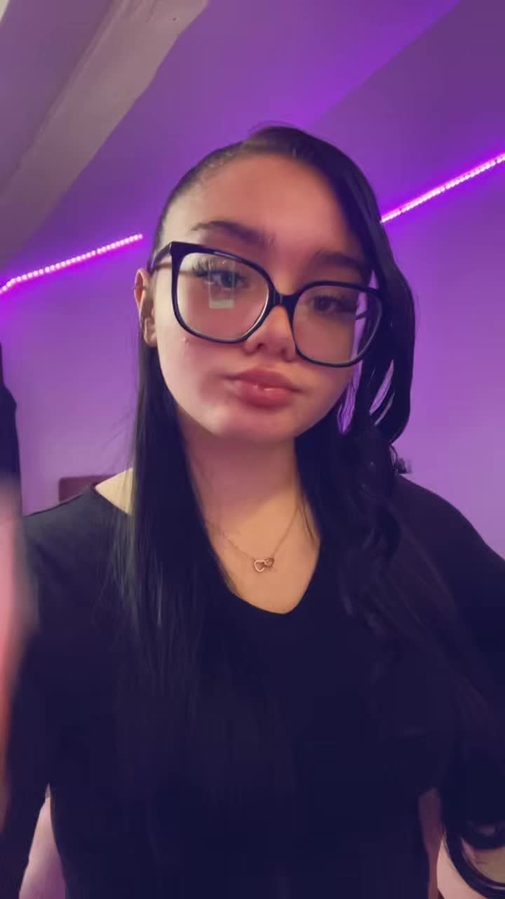 @..๐๐ฆ๐ง๐๐ฌ๐ข๐ข๐๐๐