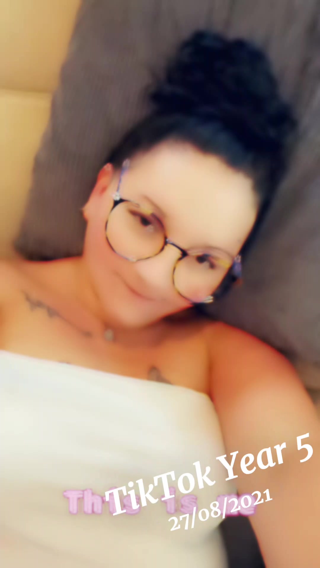 @๐Queen-Emz87๐