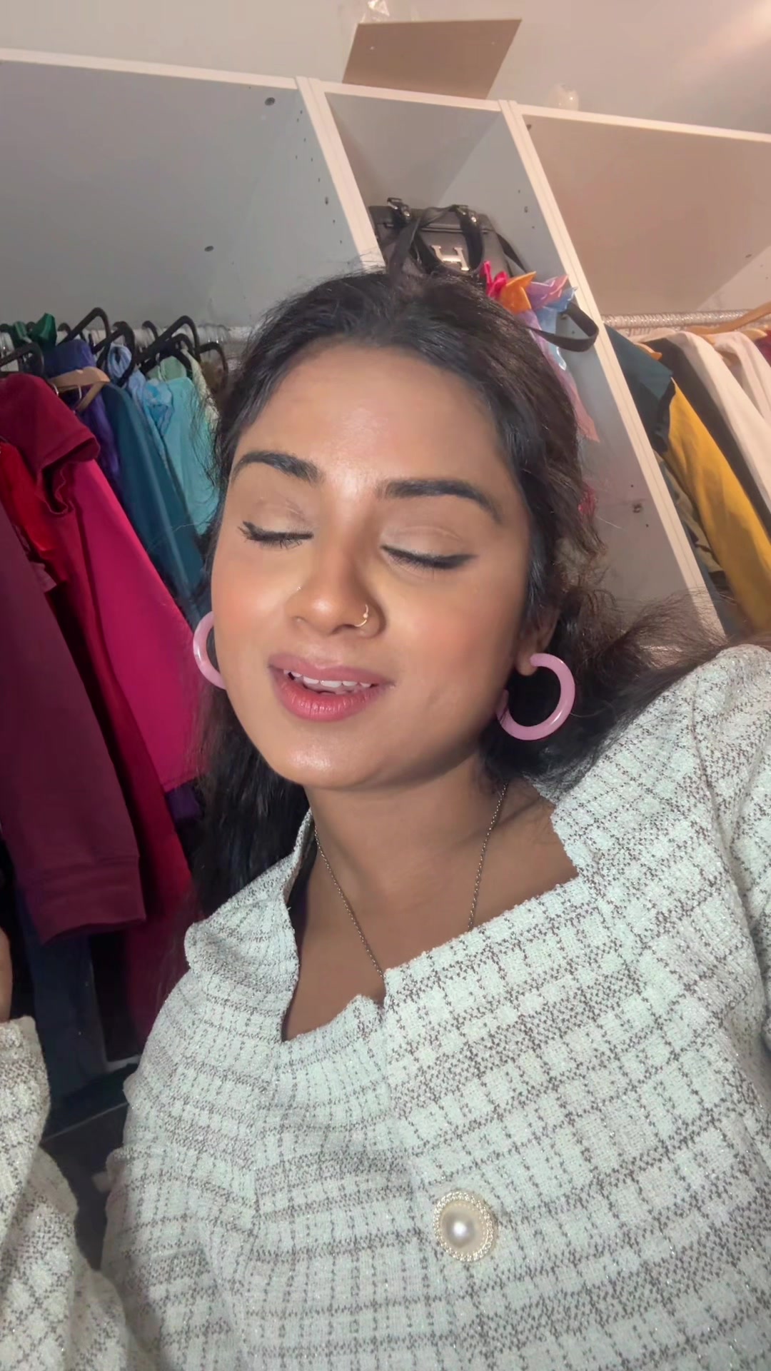 @Abinaya♥️