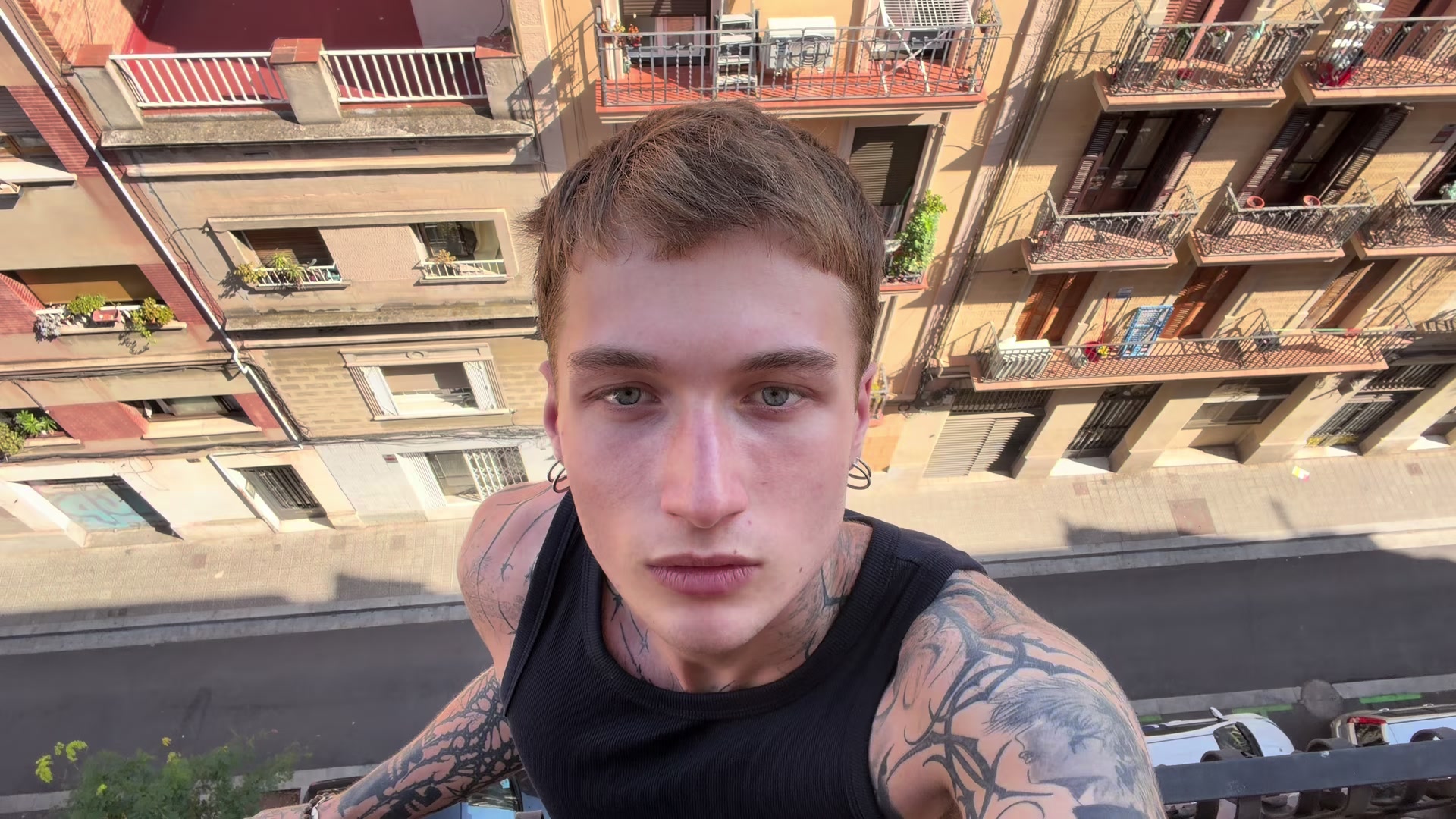 @Gia