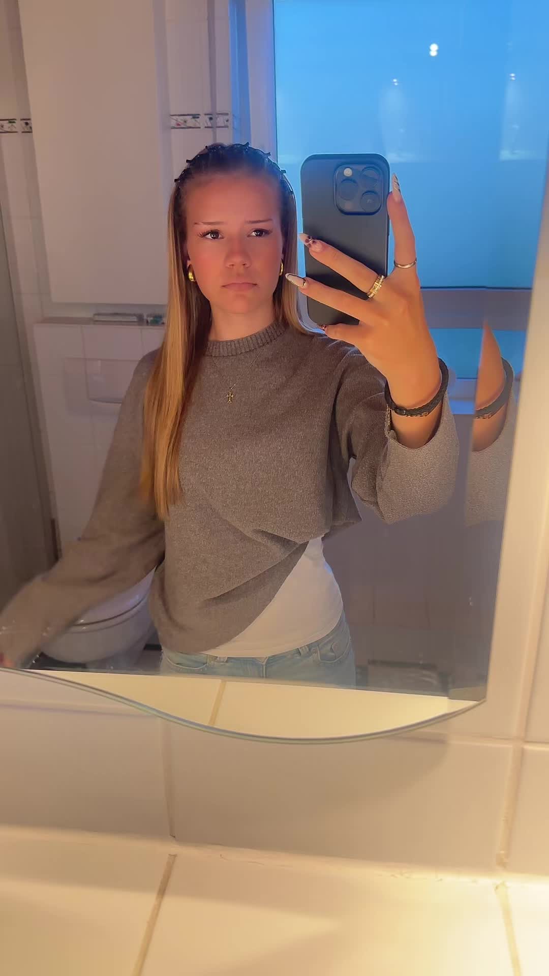 @𝓶𝓲𝓪𝓾