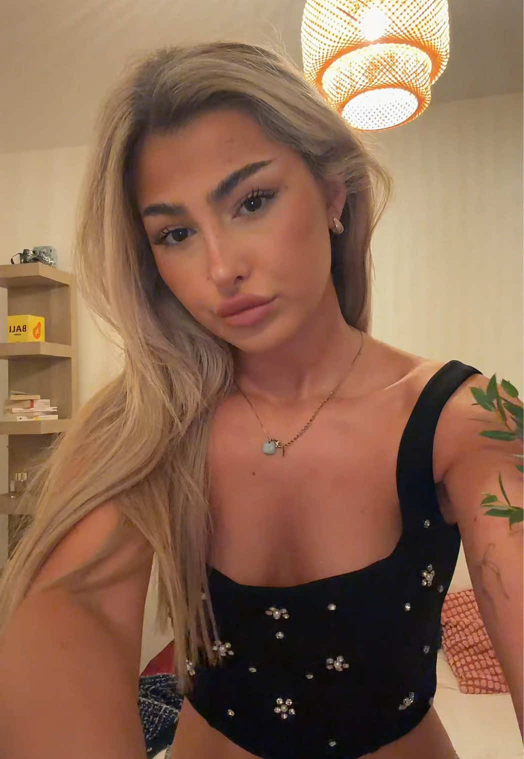 @blondiexbabe