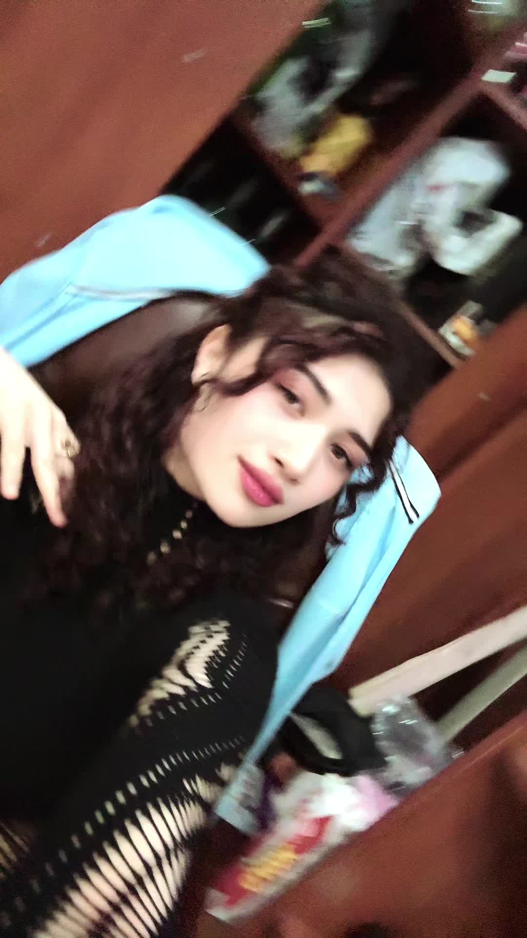 @лали