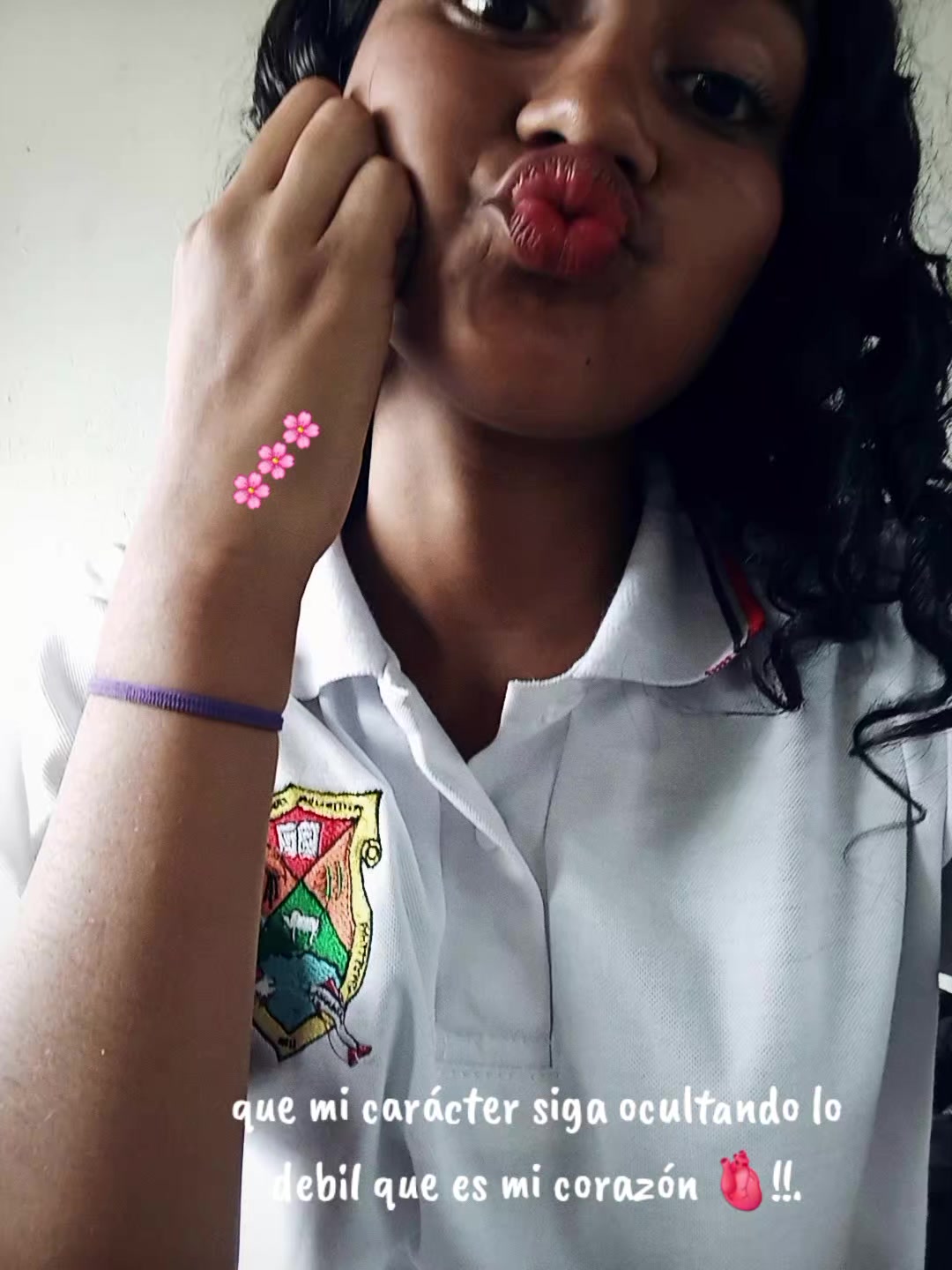 @Lau 🌸!!.
