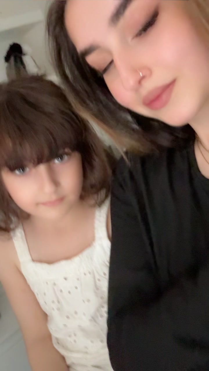 @Zohra