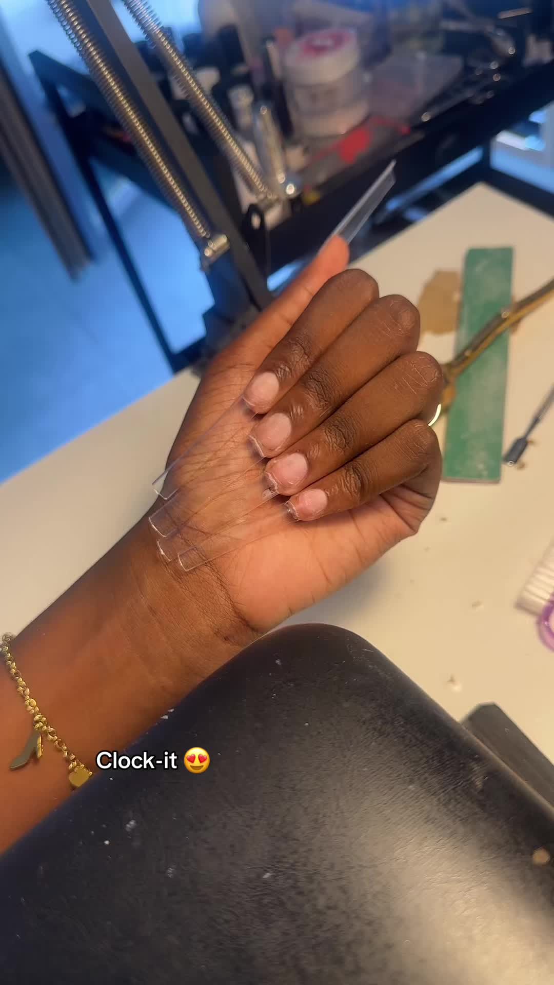 @𝐁𝐈𝐒𝐂𝐔𝐈𝐓𝟐𝐌𝐄𝐑🧜🏾&zwj;♀️