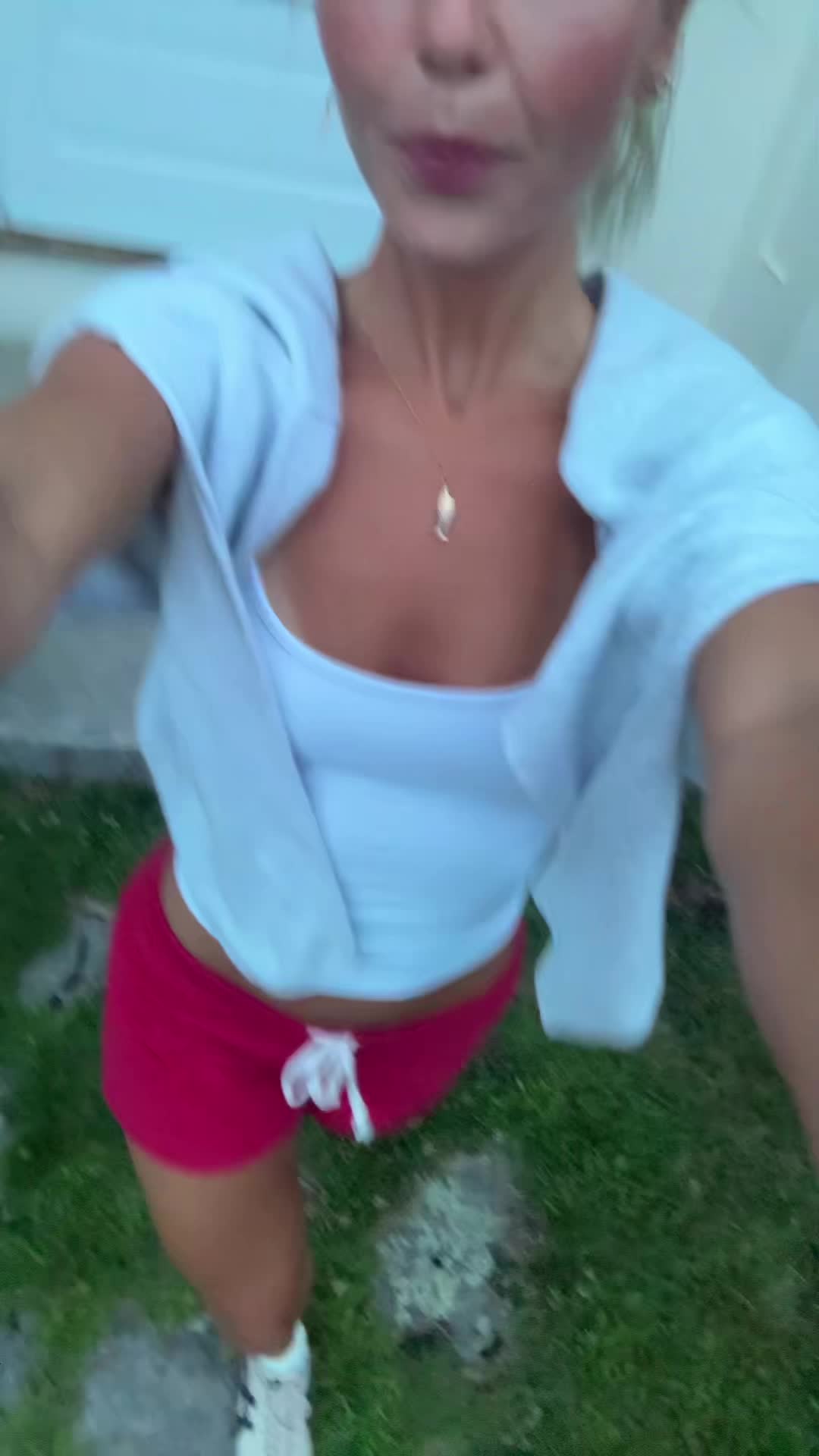 @maceywhipple