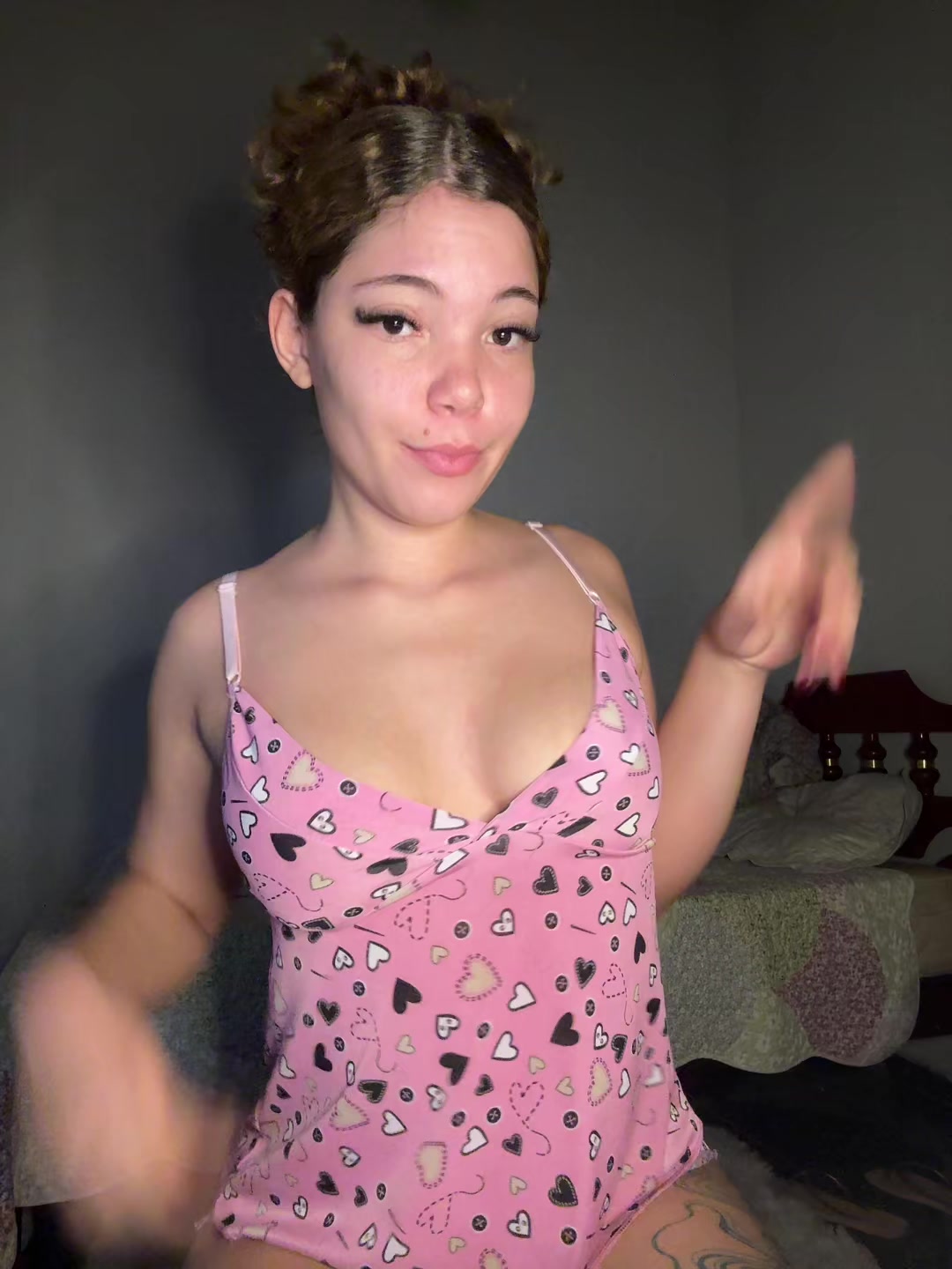 @annyiy2