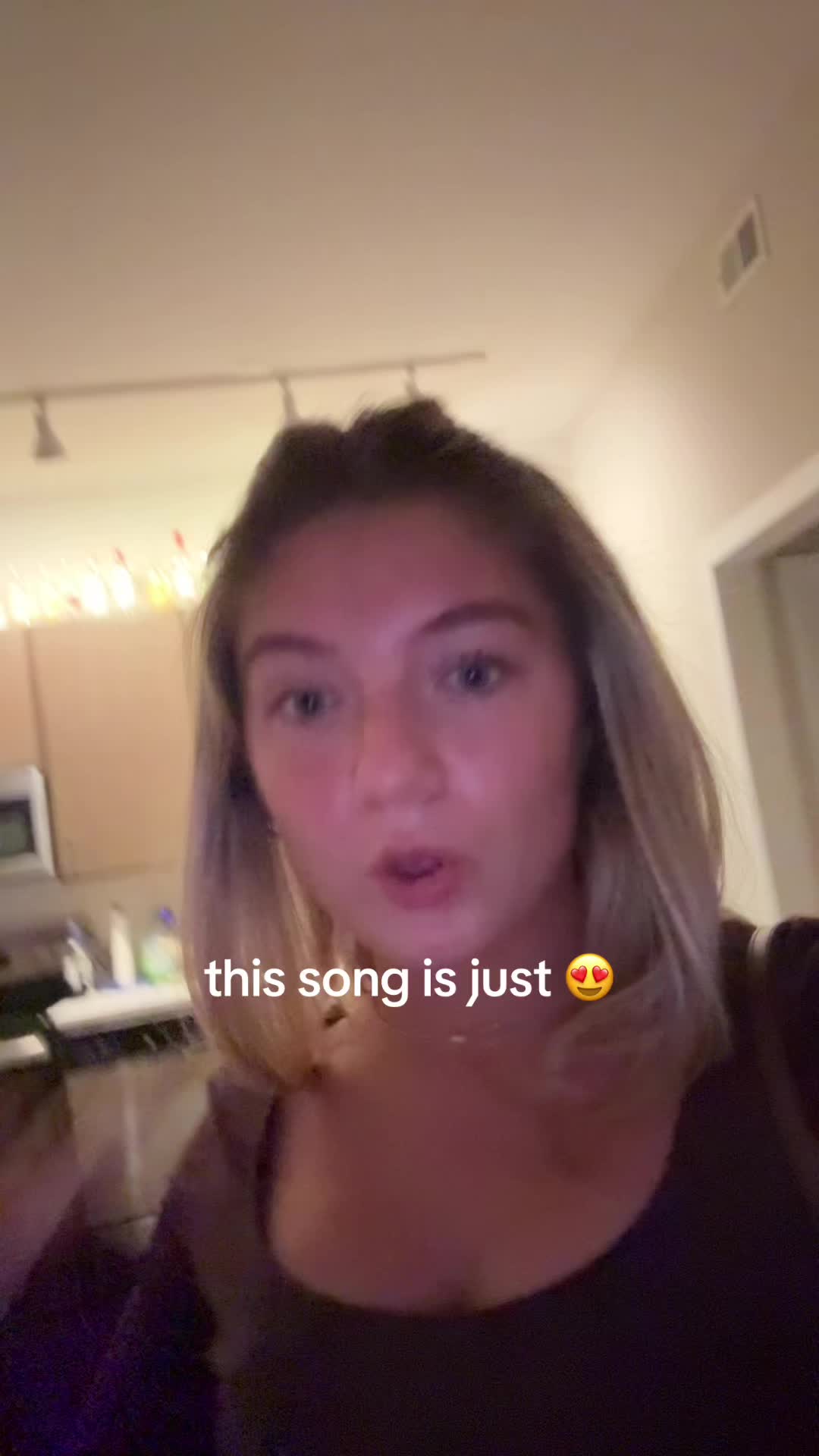@carlymchugh