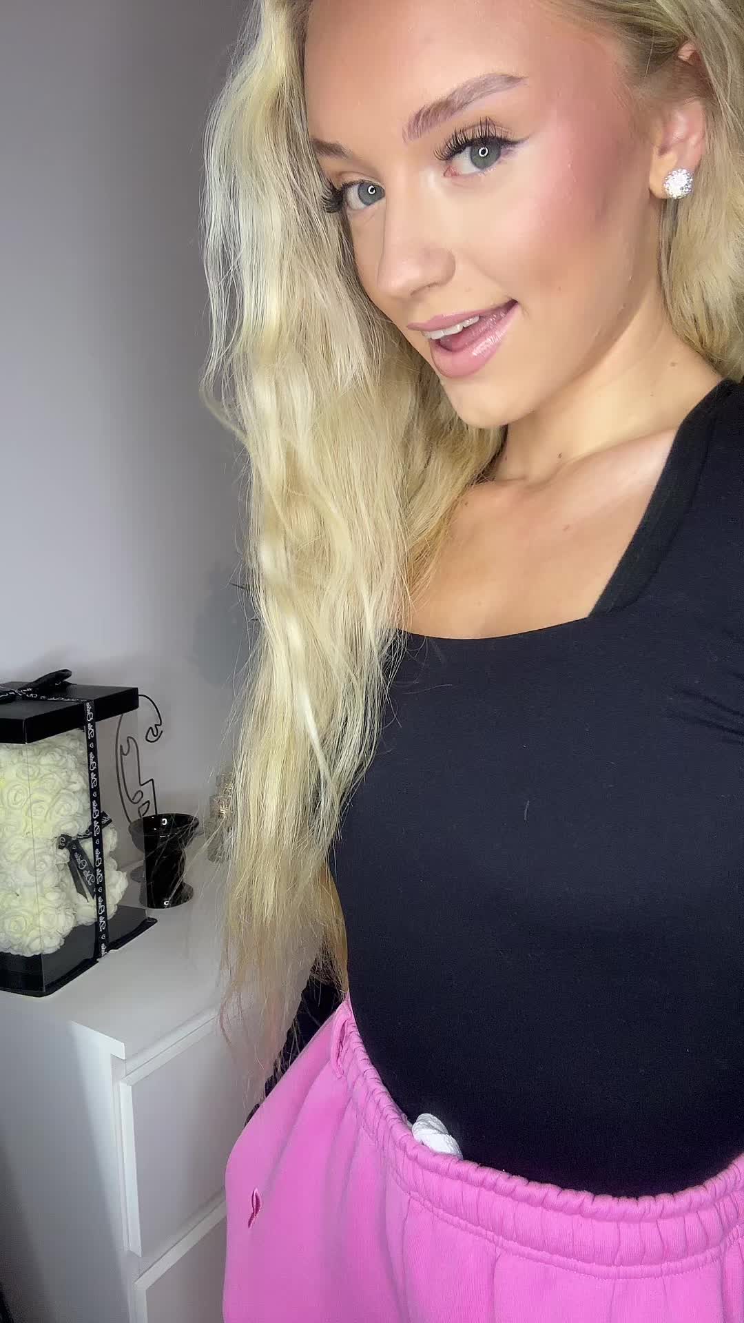 @𝒲𝑒𝓇𝑜𝓃𝒾𝓀𝒶