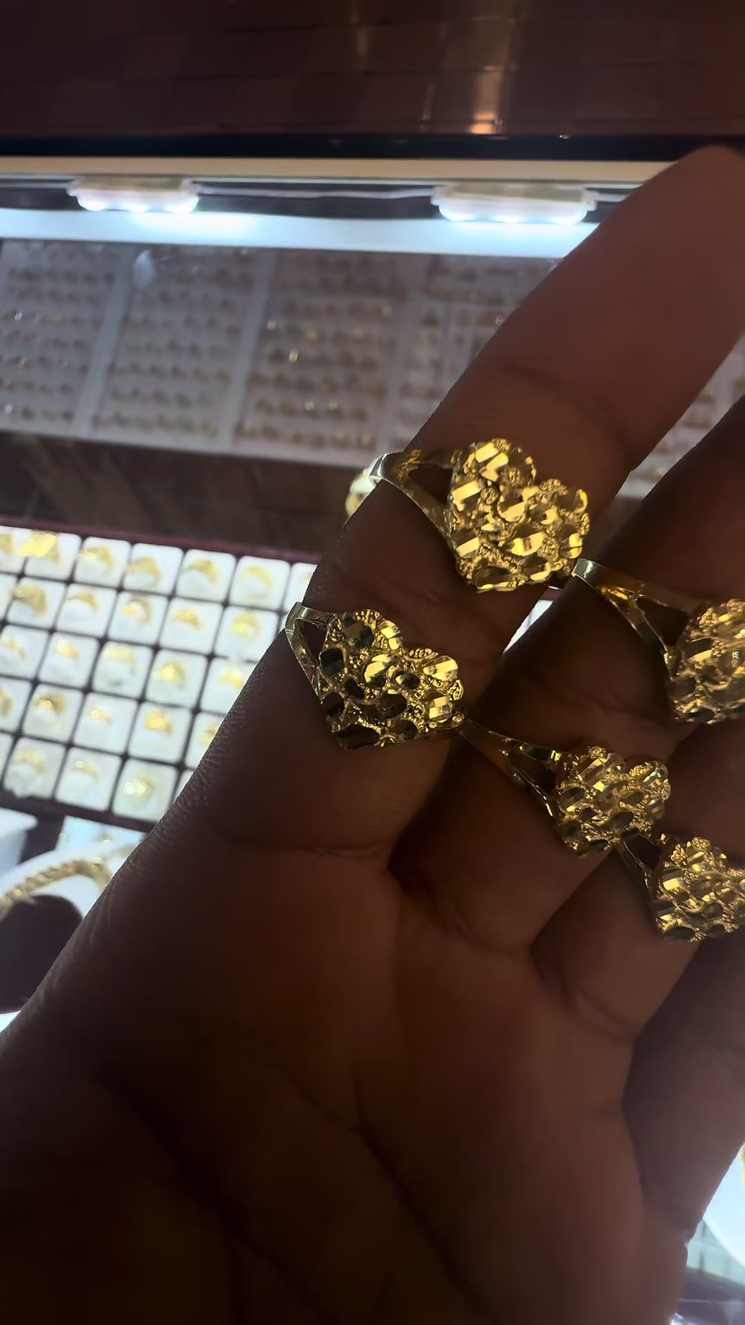 @AliJewelers