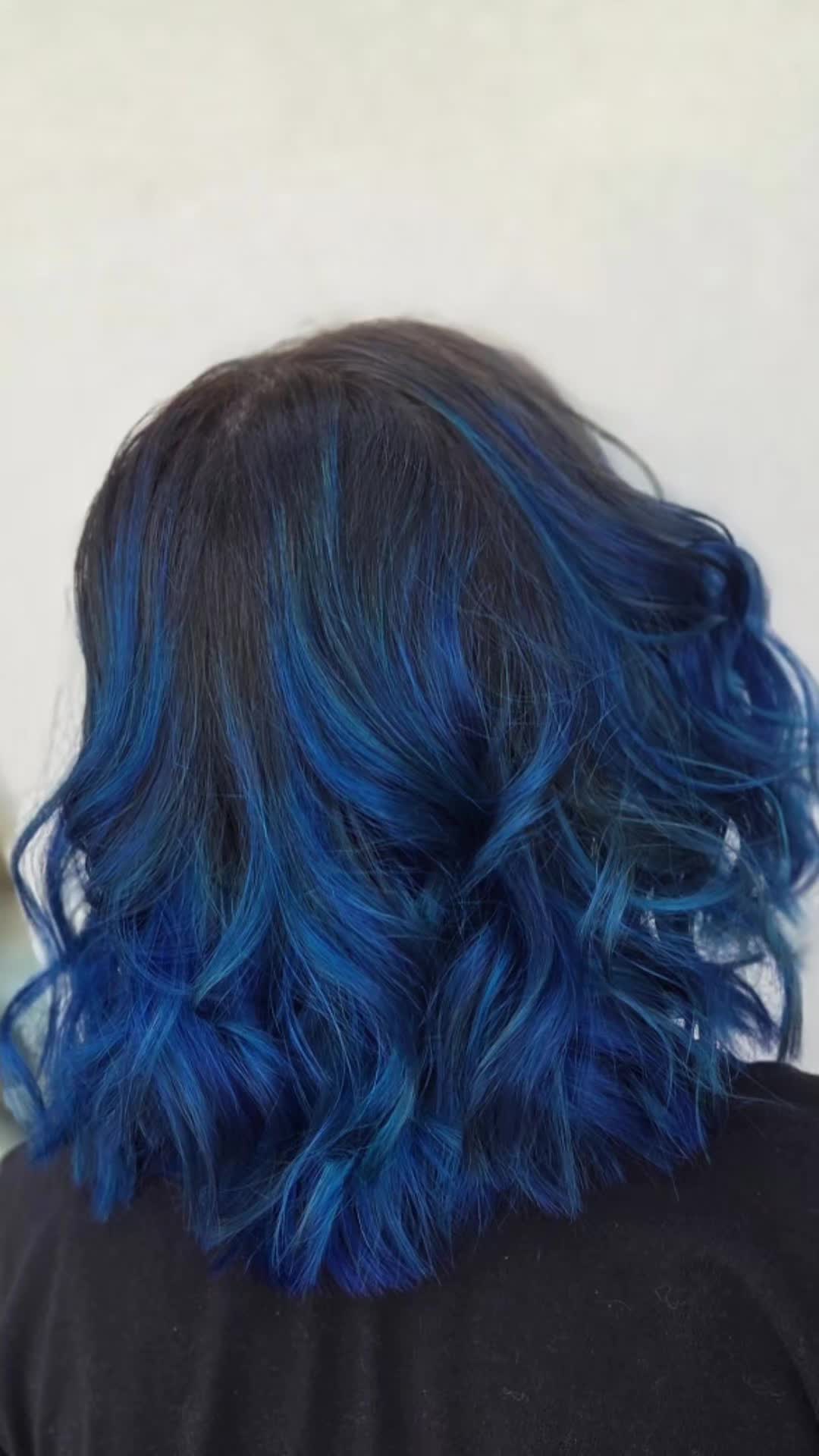 @TANIA ☆ CVILLE ALT STYLIST