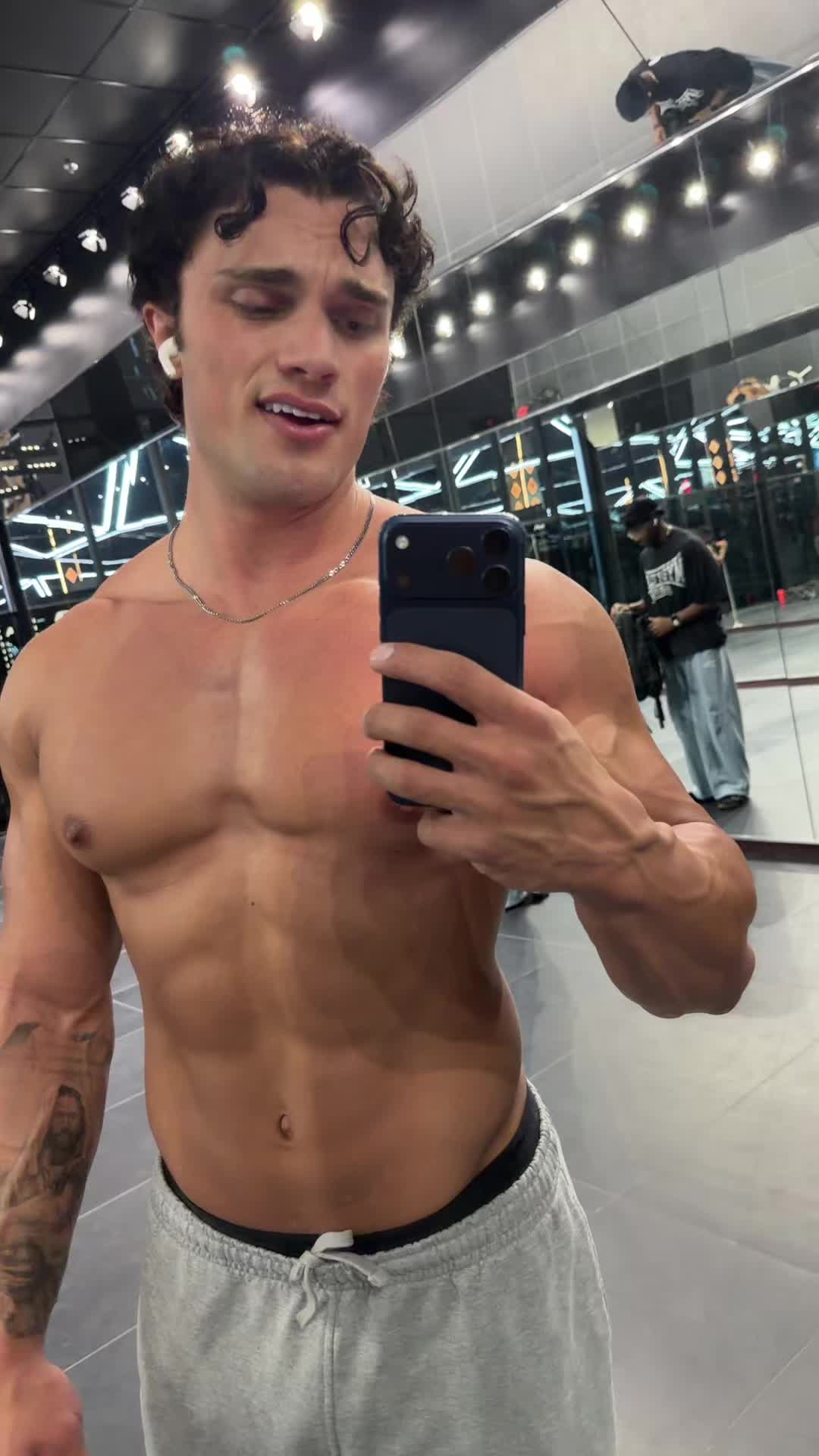 @landonsthompson