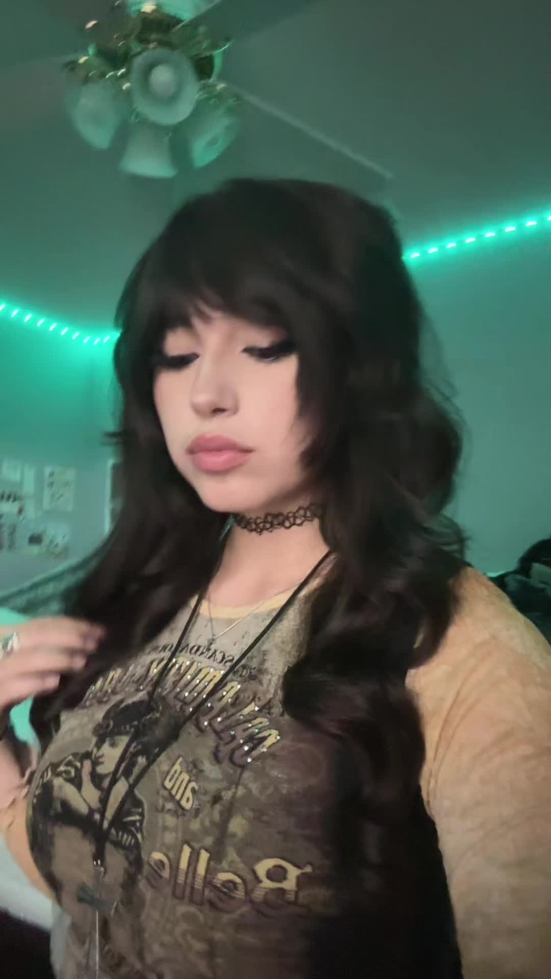 @️
