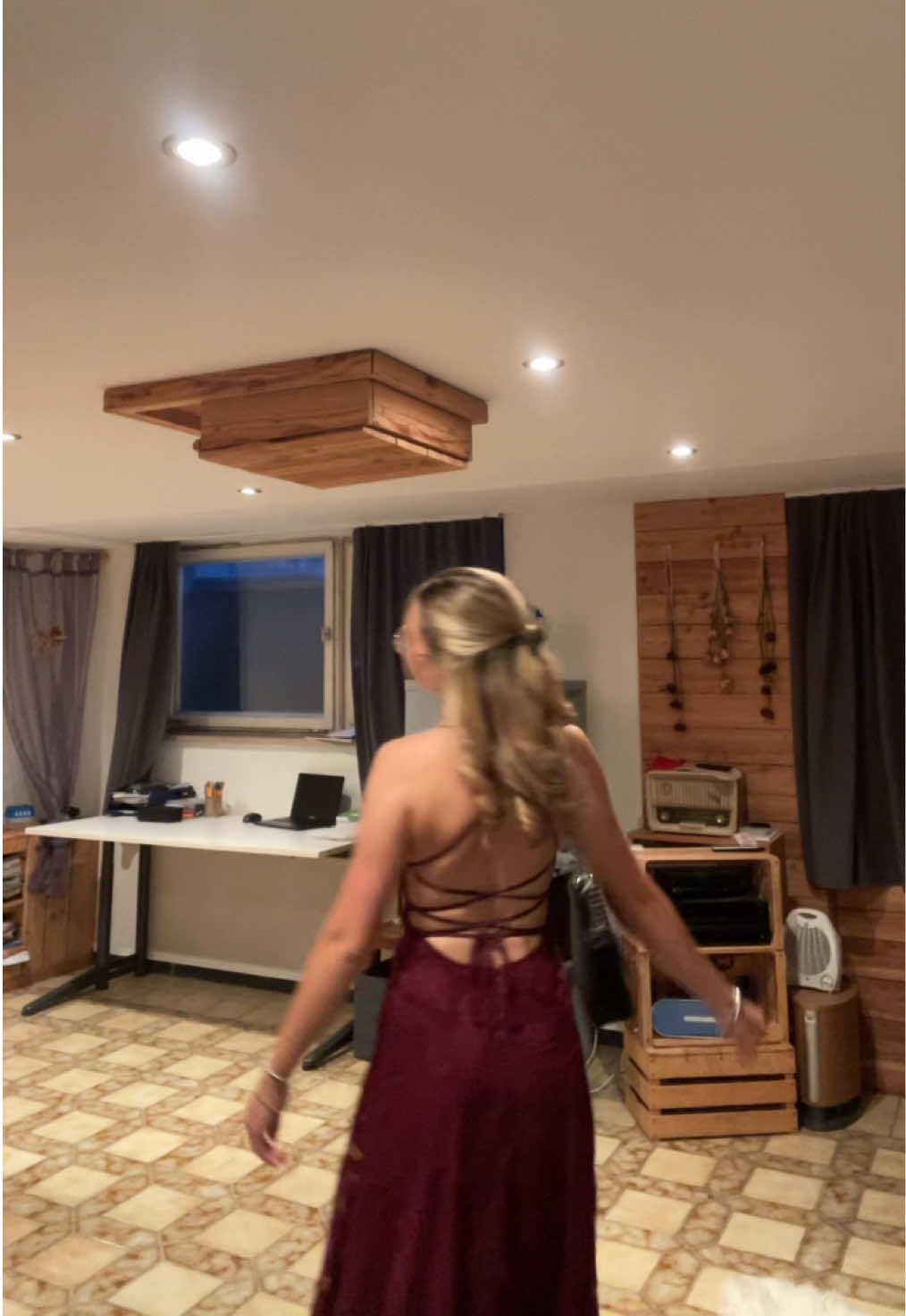 @lauraa
