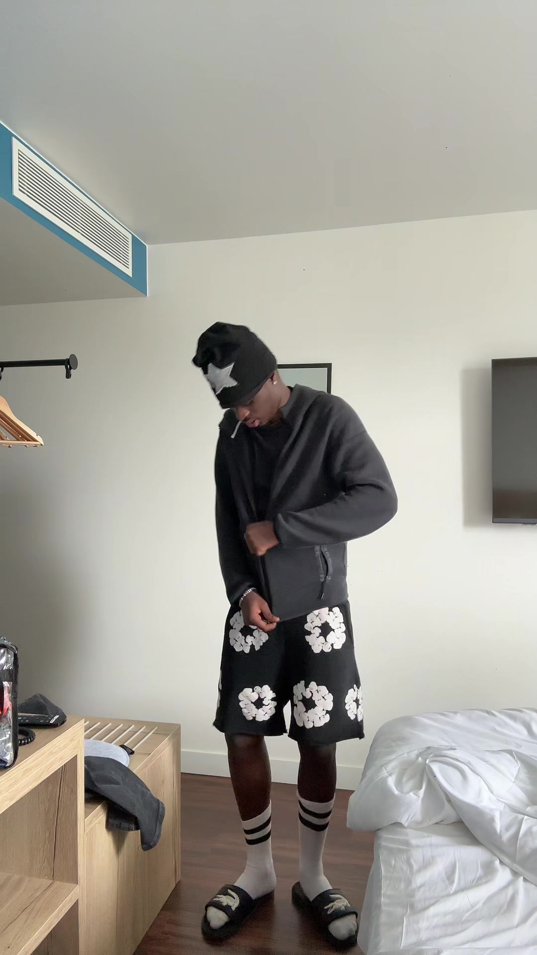 @Sholla4realz📲
