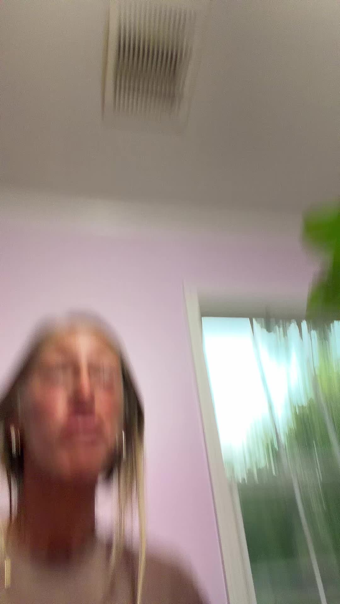 @Destinee💻