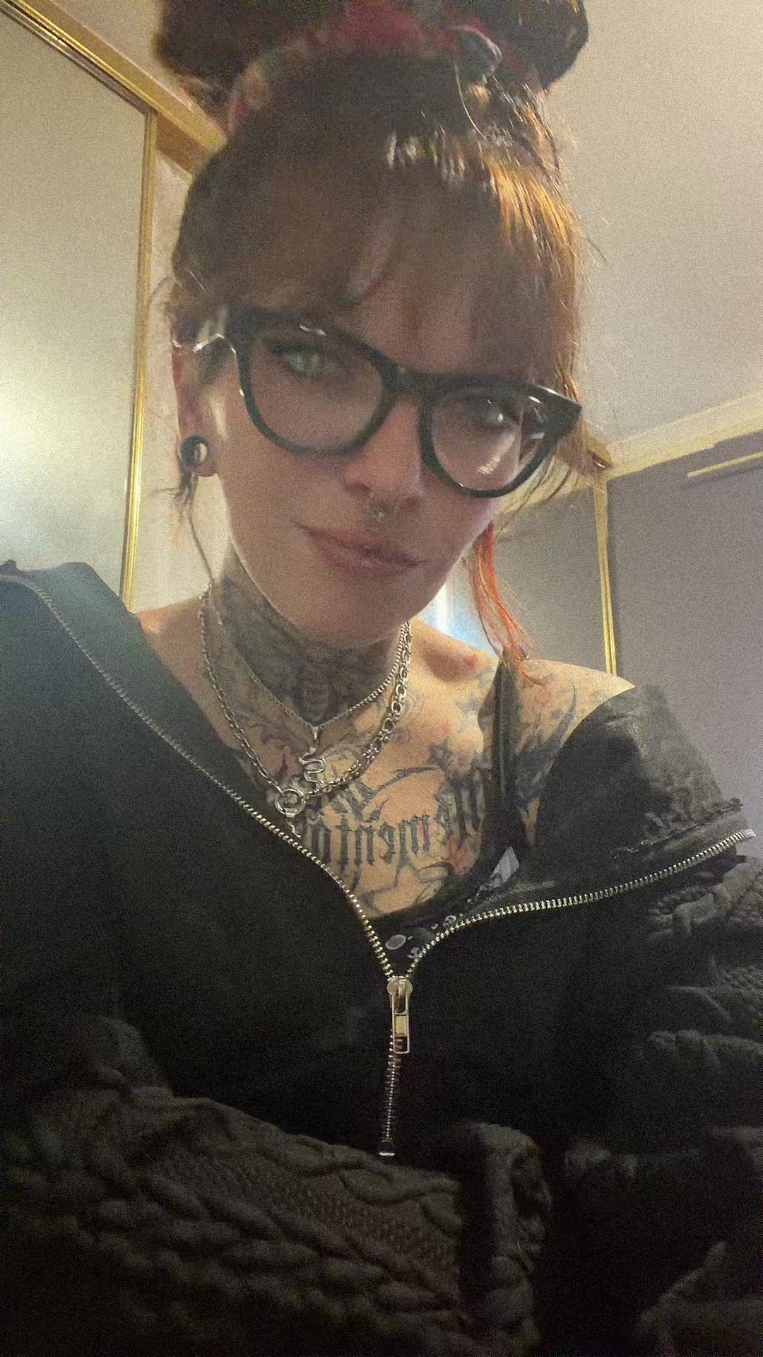 @Sj   💀  Tassie Dreadlocks
