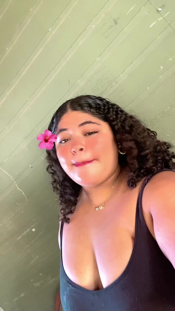 @Kathy Funez04🖤