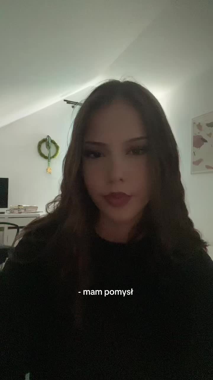@𝐚𝐧𝐢𝐚˚₊✩‧₊