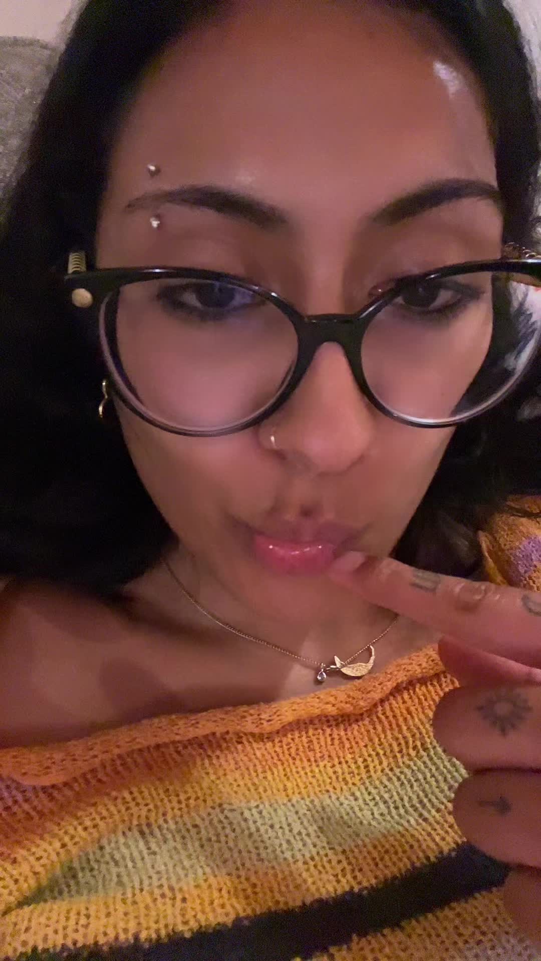 @Em ๐