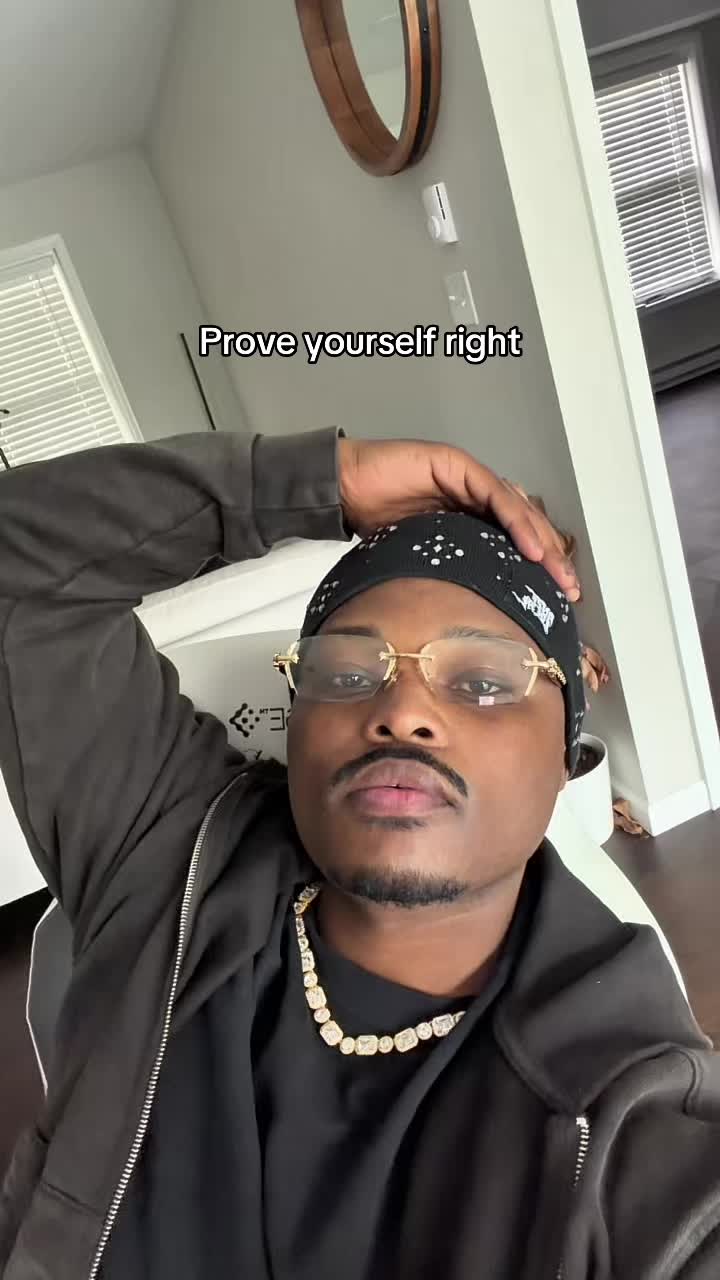 @Tray