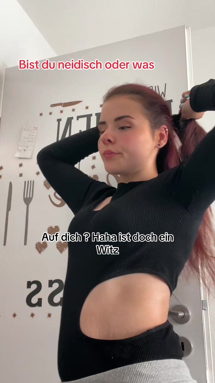 @Redbull_Girl_18