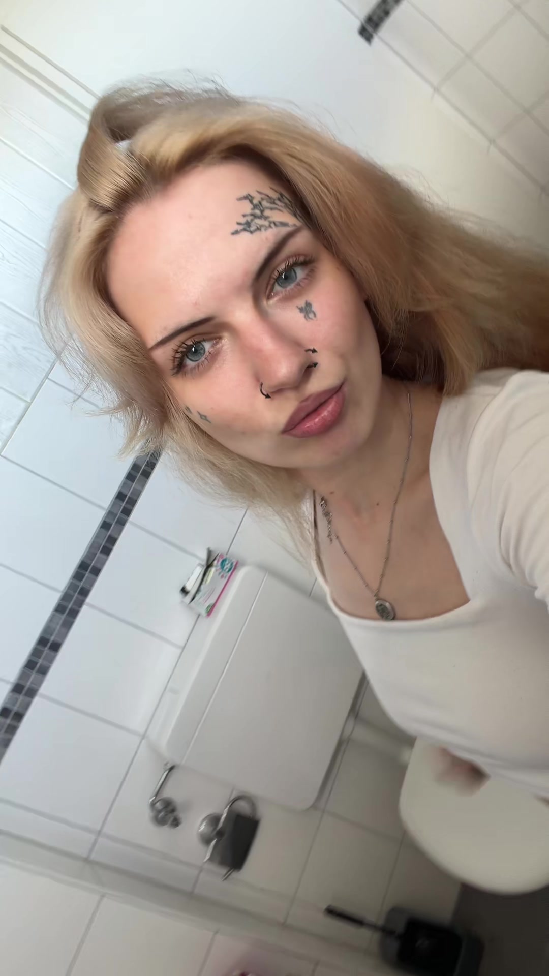 @alyssa🕷️