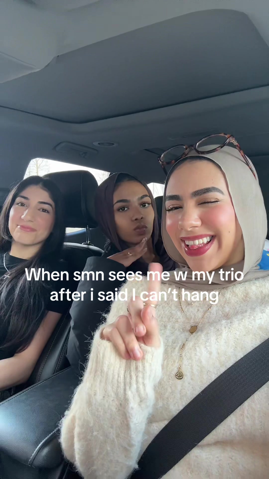 @هنا