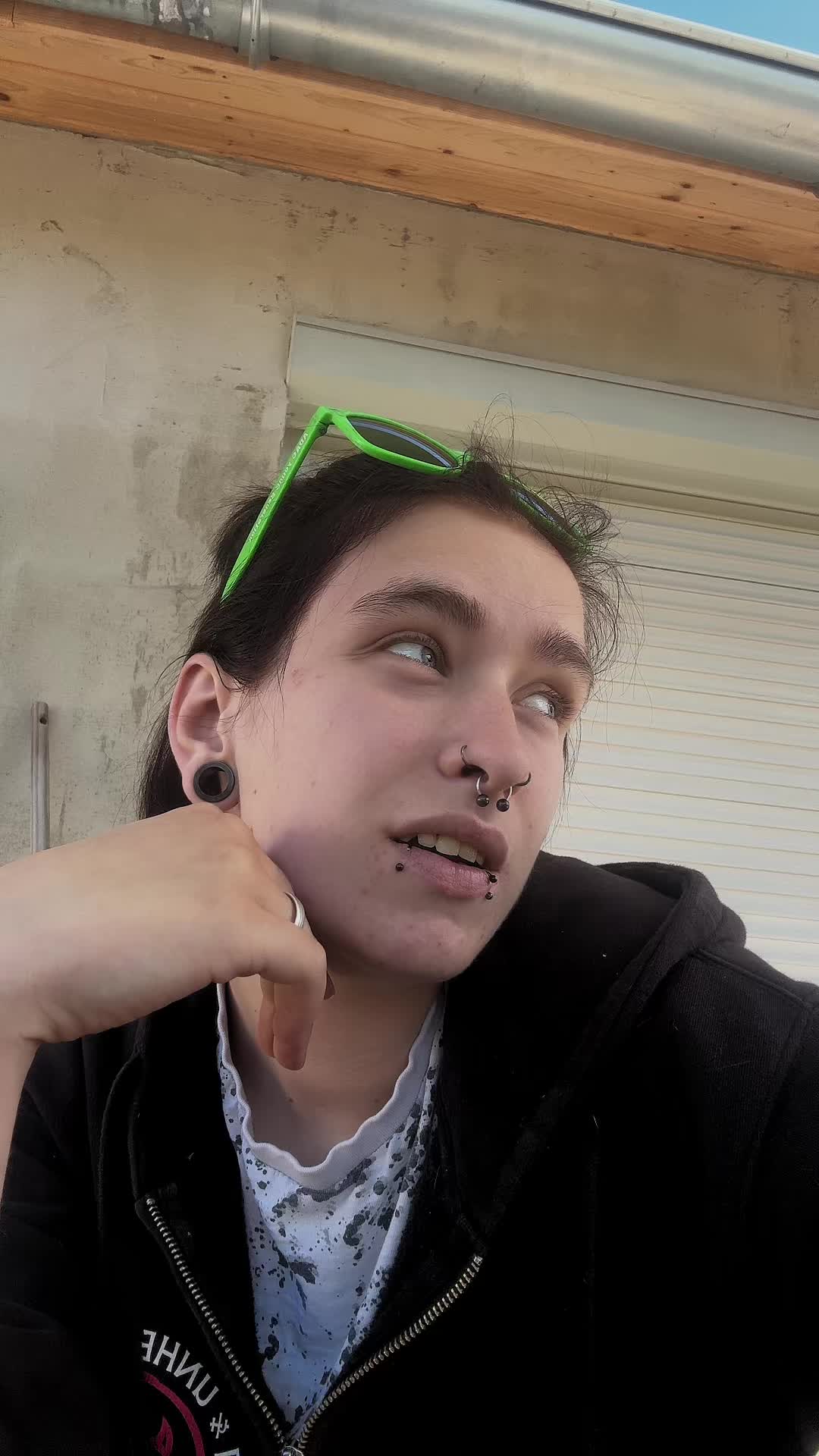 @Mäx