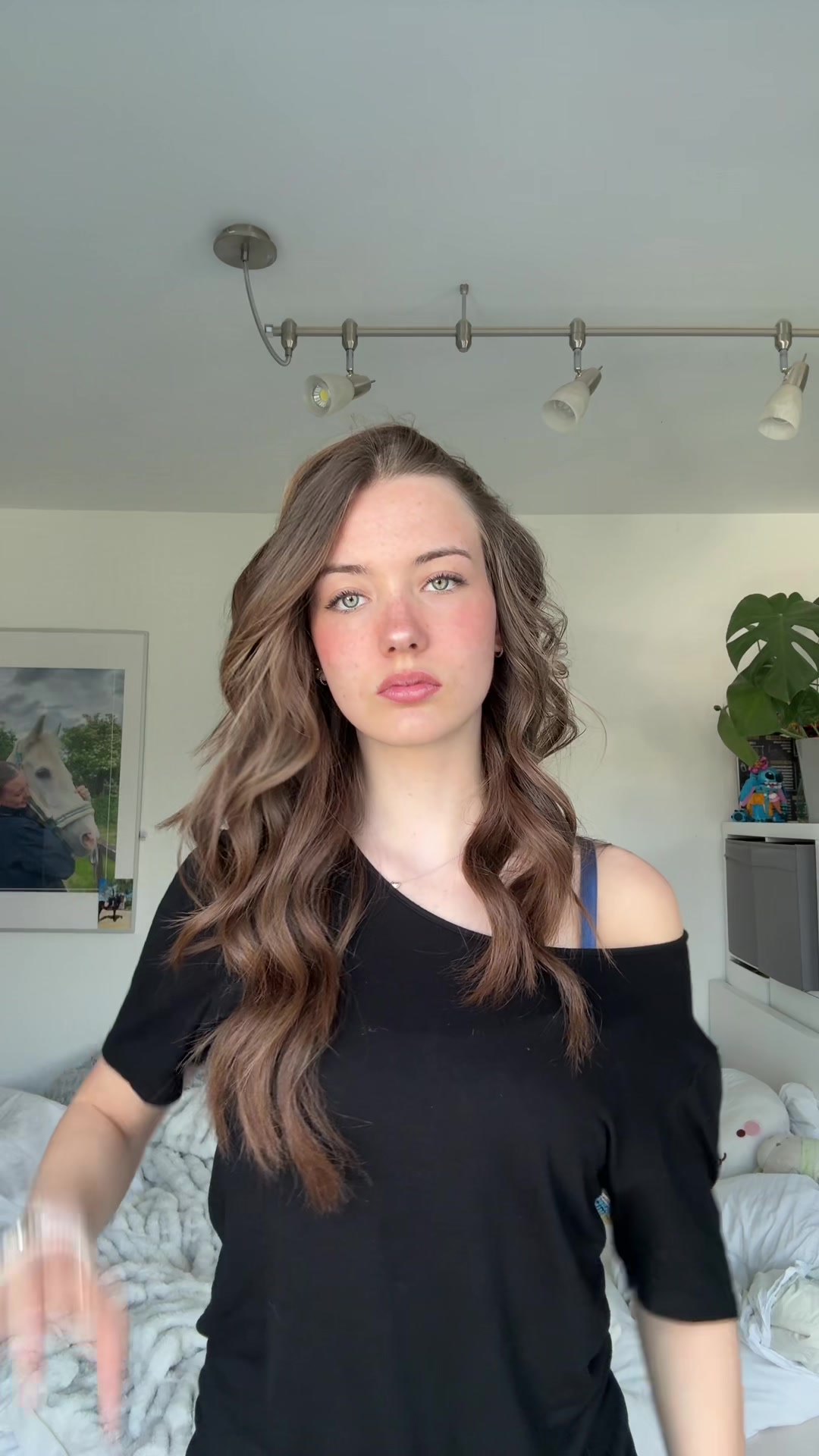 @mariella