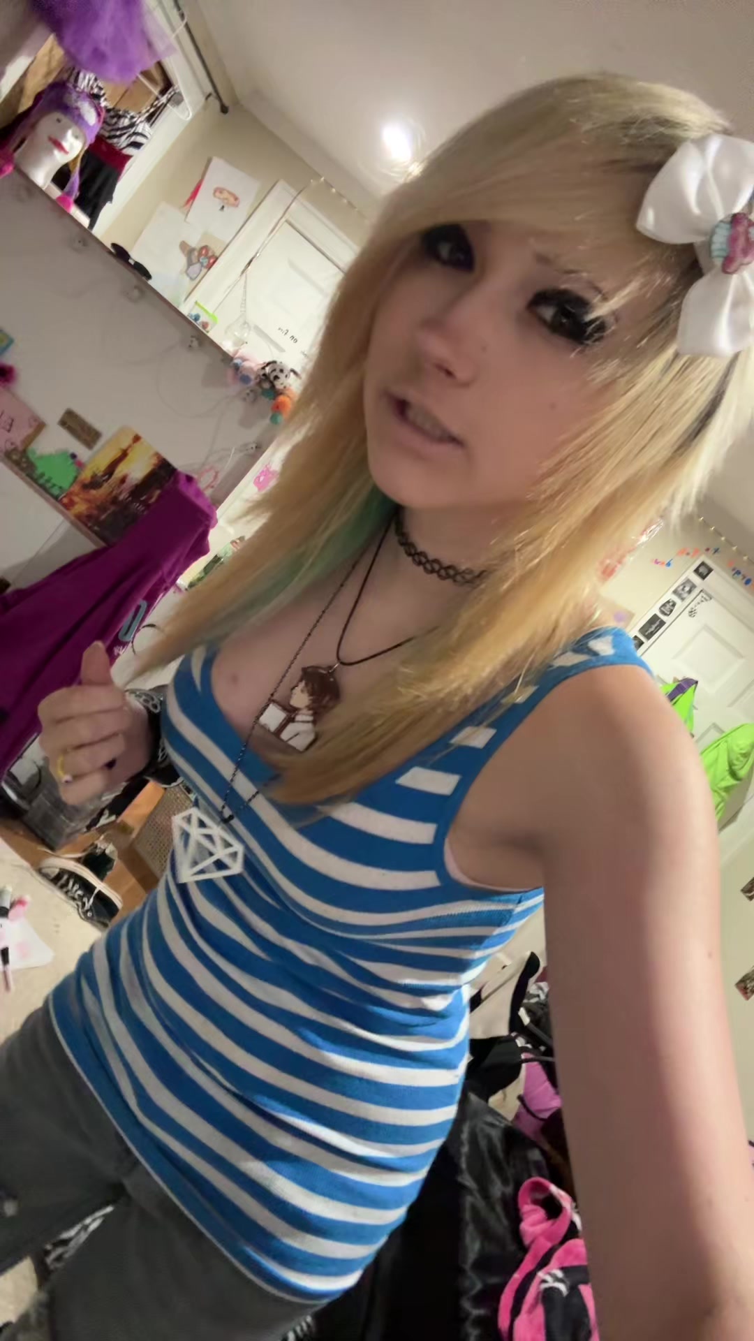 @🧁🍭Ellamayo💎☮️