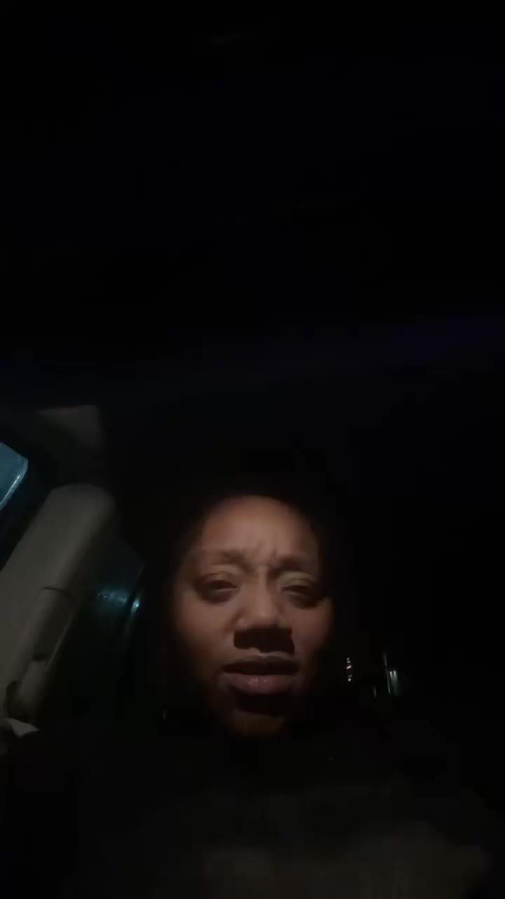 @Dee_nuggss