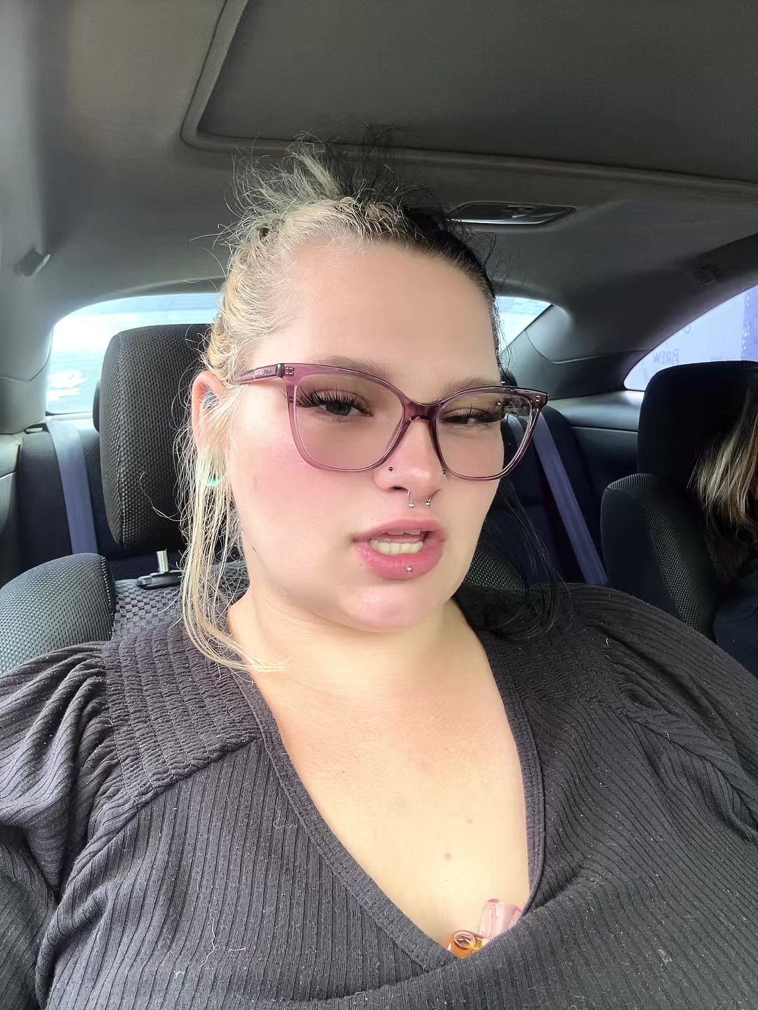 @Liv