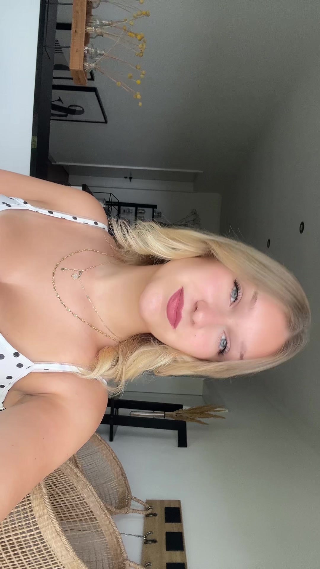 @𝐉𝐨𝐡𝐚𝐧𝐧𝐚