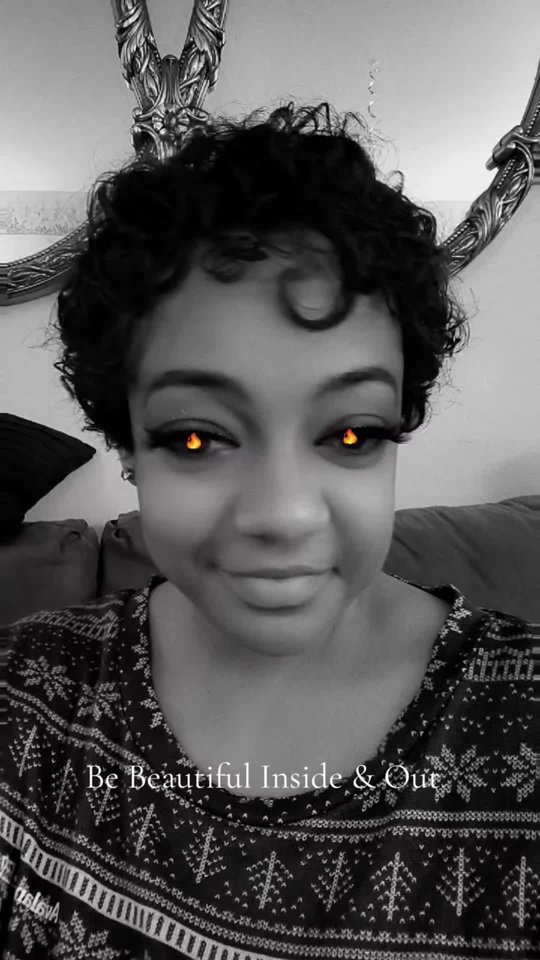 @THE NIKKIEGREENEYEZ COLLECTION