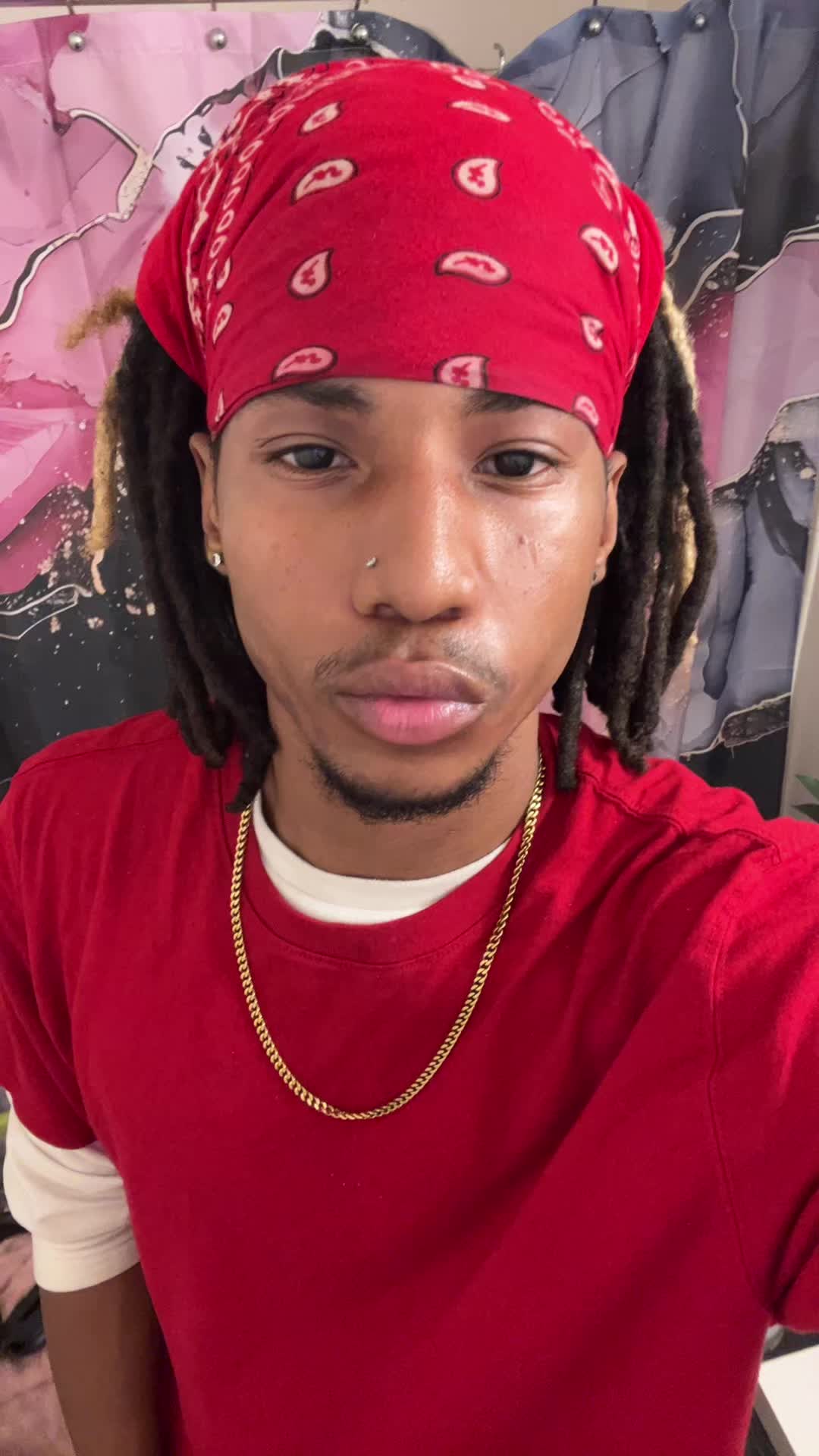 @⃟